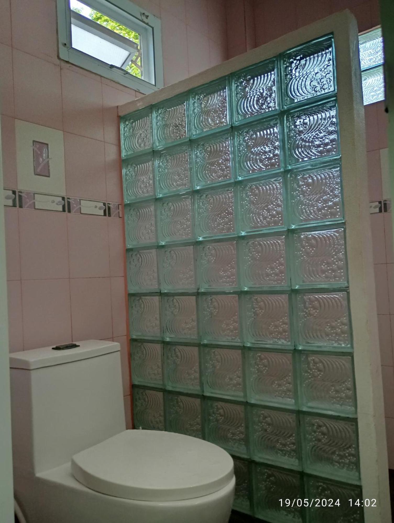 Belinda Home Đảo Koh Si Chang Phòng bức ảnh